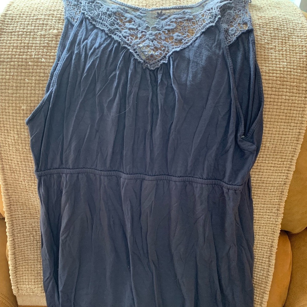 Flowy Tank - Picture 4 of 5